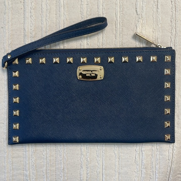 Michael Kors studded wristlet purse - Picture 10 of 11